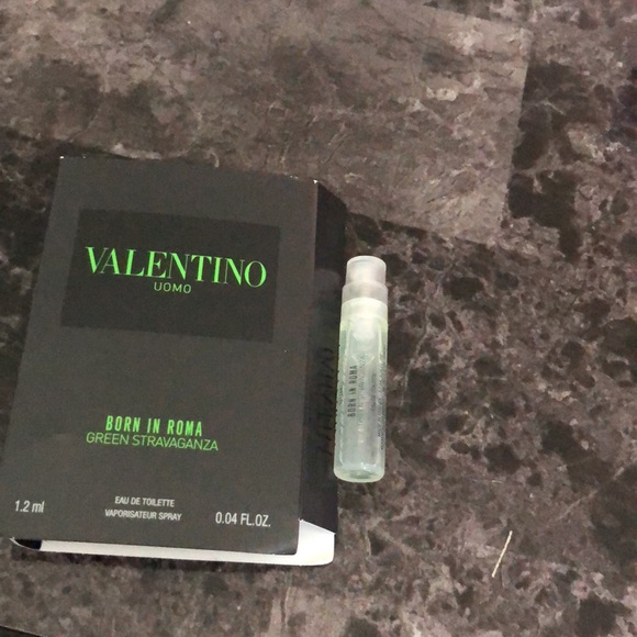 Valentino beauty set - Picture 13 of 14